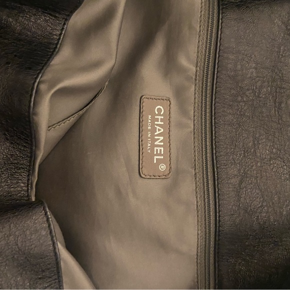 Chanel Rodeo Drive Hobo - Picture 6 of 7